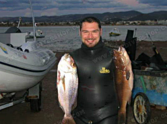 Elios Smoothskin Black - Tailor Made Wetsuit 9 Elios Smoothskin Black - Tailor Made Wetsuit - Image 9